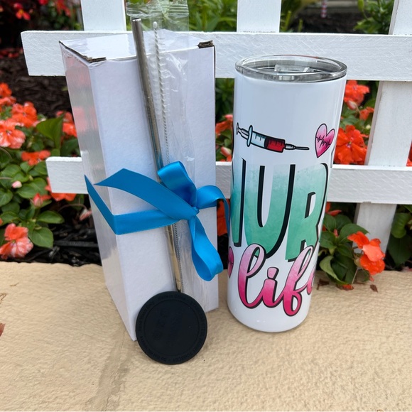 #134 Minnie Nurse Life Tumbler - Picture 3 of 4